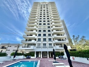 Building Photo - 6422 Collins Ave