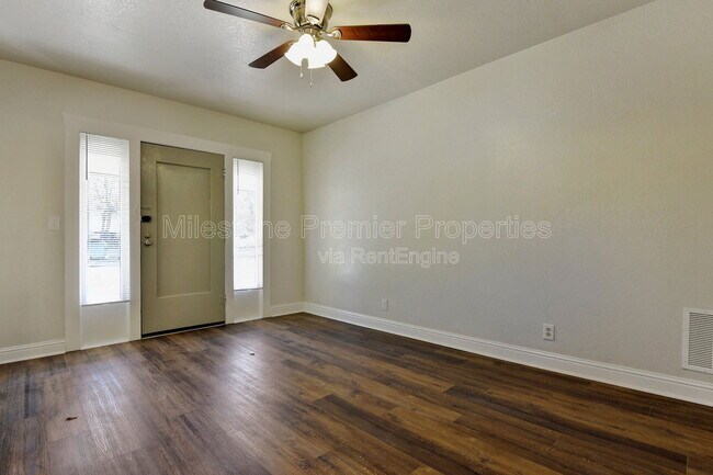 Building Photo - 1115 S Rusk Ave