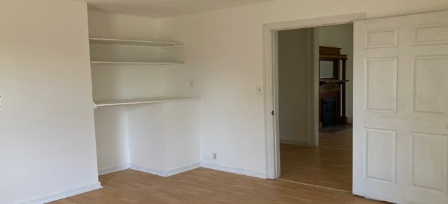 Foto del edificio - 201 E Caldwell Ave