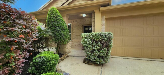 Foto del edificio - 4015 Autumn Pines Trail
