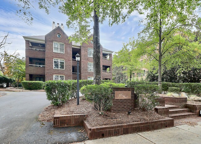 Photo - 2220 Roswell Ave Townhome