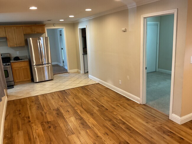 Foto del edificio - 585 Marin Ave