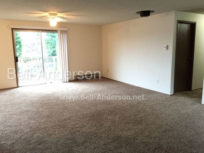 Foto del edificio - Rambler on Lake Sawyer Available NOW!