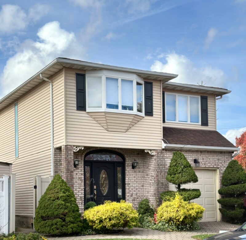 Foto principal - 8 Hemlock St