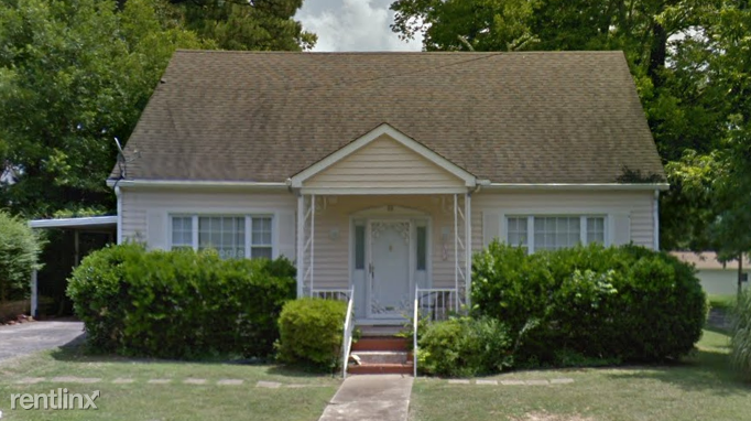 Primary Photo - 3 br, 2 bath House - 131 N 8th Street