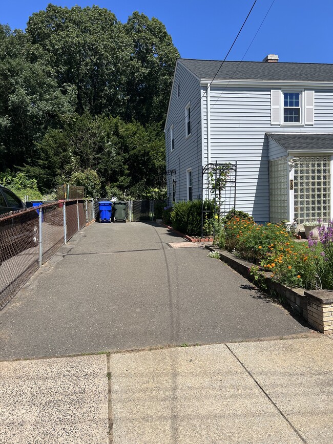 Driveway/ parking for two cars - 78 Walnut Rd
