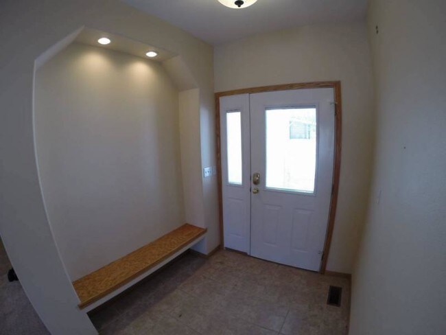 Foto del edificio - 808 Medary Avenue South