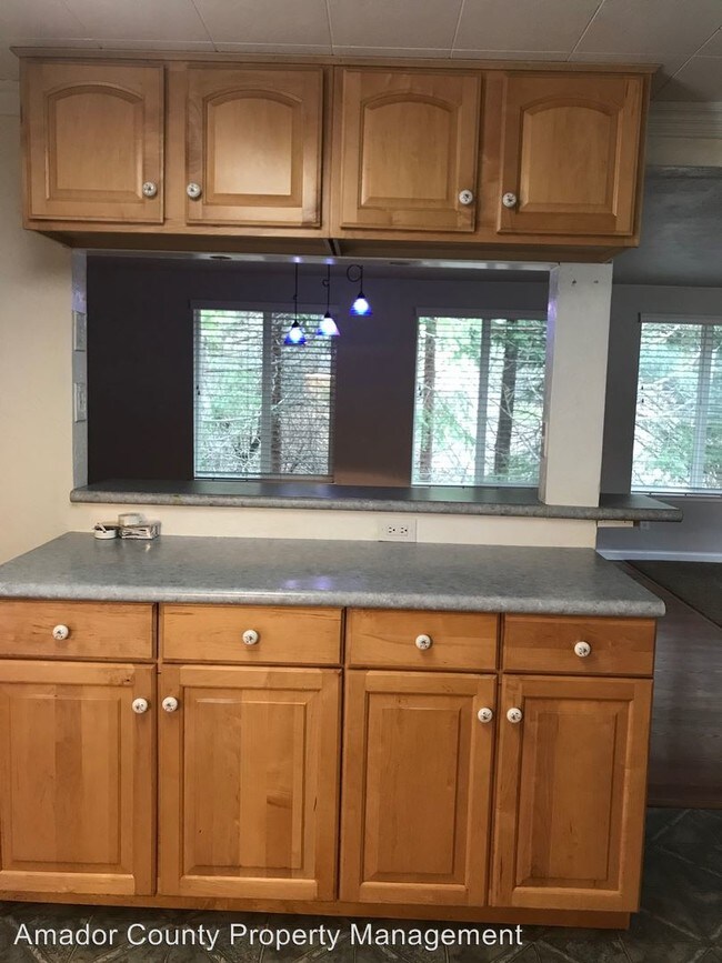 Building Photo - 3 br, 2 bath House - 19506 Clinton Rd