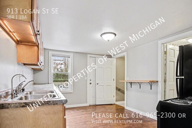 Foto del edificio - 913 Logan St SE