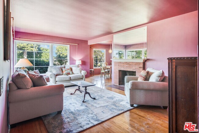 Foto del edificio - 6376 Nancy St