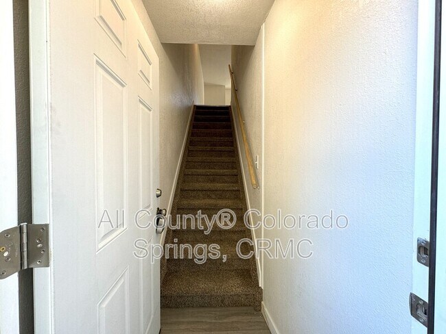 Foto del edificio - 4325 Lashelle Ave