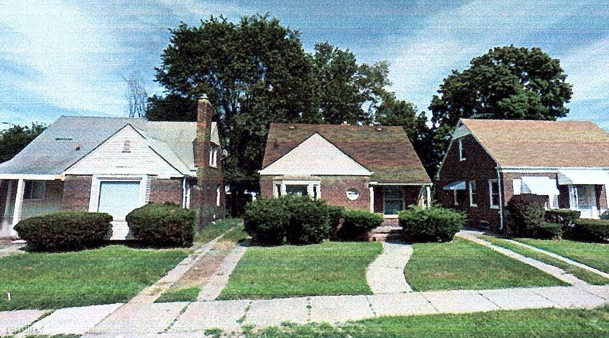 Primary Photo - 3 br, 1 bath House - 18500 Biltmore St