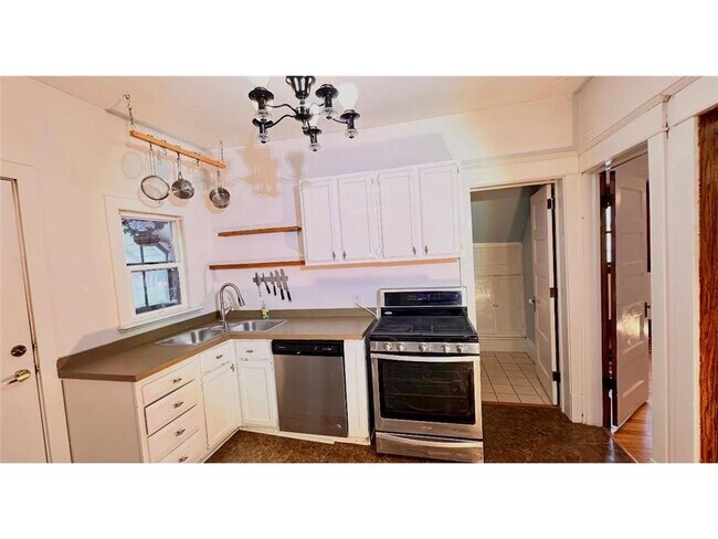 Foto del edificio - 1253 Ashland Ave