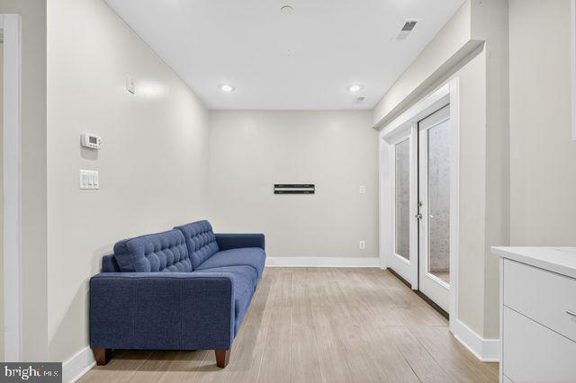 Foto del edificio - 1638 K St NE