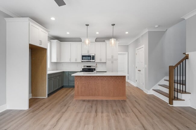 Building Photo - Beautiful New Construction  3 Bedroom, 2.5 Bathroom Home in Durham