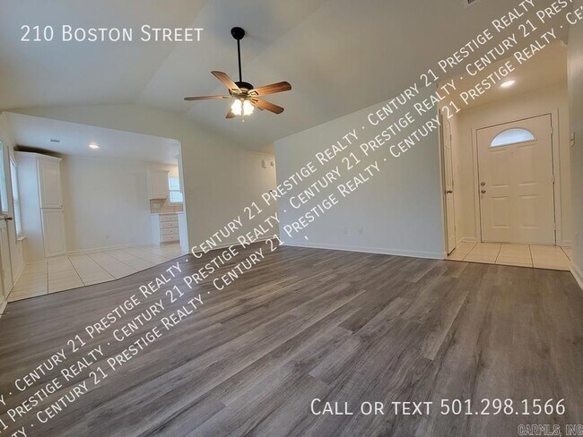 Foto del edificio - 210 Boston St