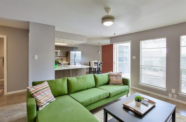 Foto del edificio - 3424 Willowrun Dr