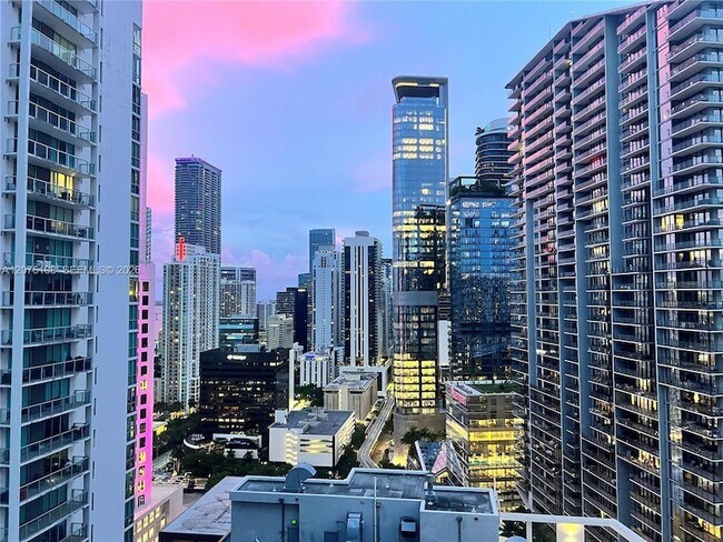 Foto del edificio - 41 SE 5th St