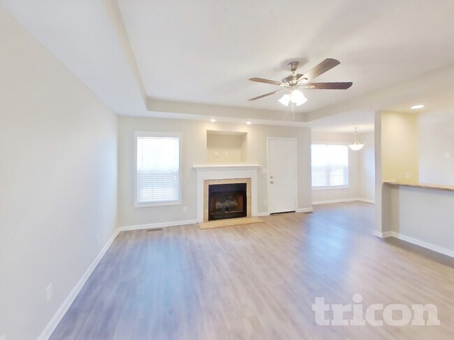 Building Photo - 3712 S Cindy Jo Dr