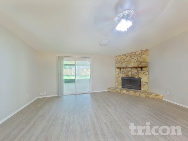 Building Photo - 1288 Bear Run Blvd