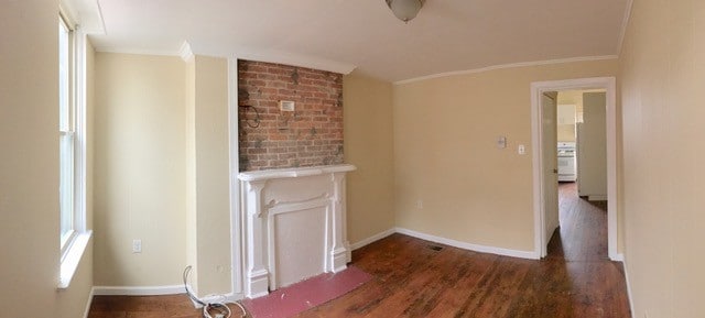 Building Photo - 158 38th St