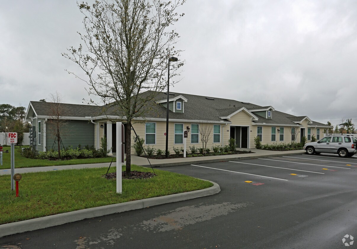 Foto principal - Saxon Cove Senior Living