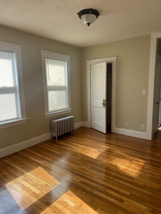 Building Photo - 140 Westville St