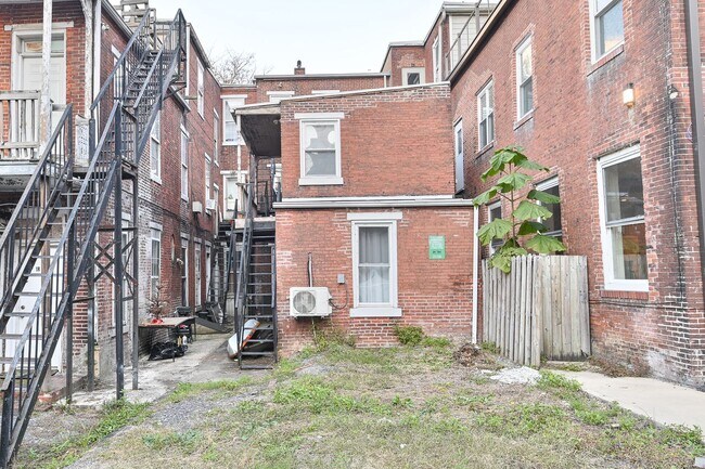 Foto del edificio - 119 Locust St