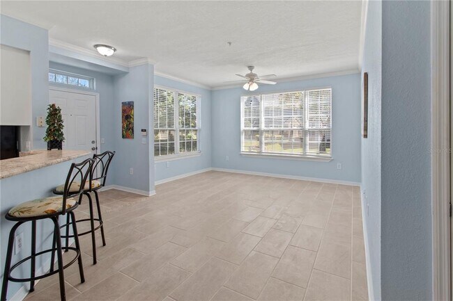 Building Photo - 5560 Rosehill Rd