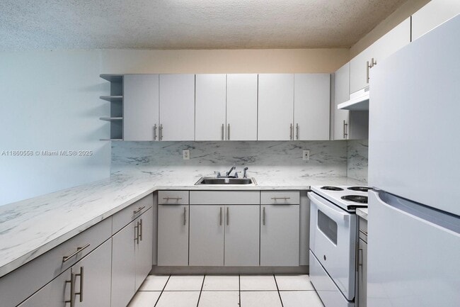 Foto del edificio - 11501 NW 2nd St
