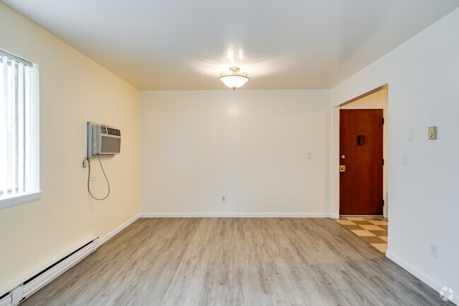 Interior Photo - Niche Carrollton