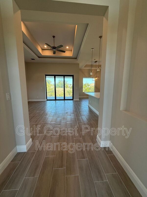 Foto del edificio - 1229 NE 19th Ave