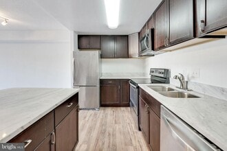 Building Photo - 6300 Stevenson Ave