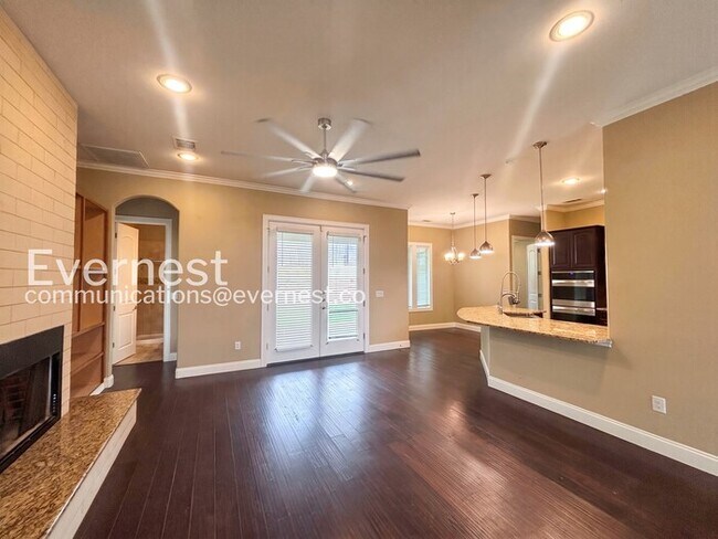 Foto del edificio - 21208 Oak Dale Dr