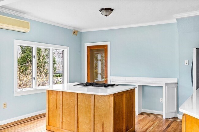 Foto del edificio - 328 East St