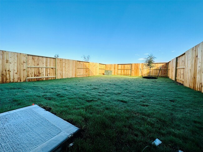 Foto del edificio - 4143 Champlain Wy