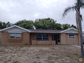 Building Photo - 10817 Manchester Rd