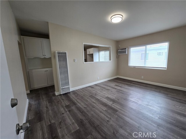 Foto del edificio - 10813 Elliott Ave