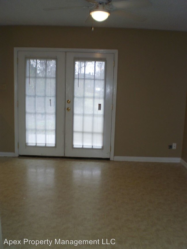 Building Photo - 9001 Countryside Ln