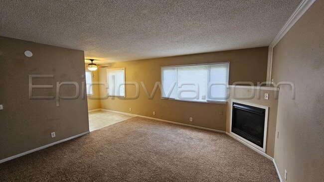 Building Photo - 1207 O Ave Pl NE