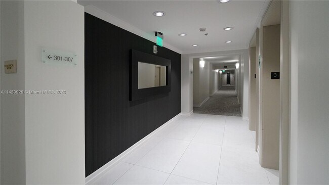 Foto del edificio - 2665 SW 37th Ave