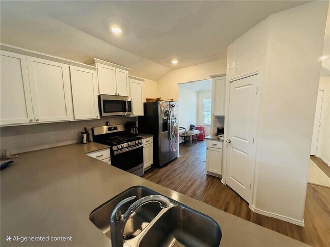 Building Photo - 5612 Bellissima Way