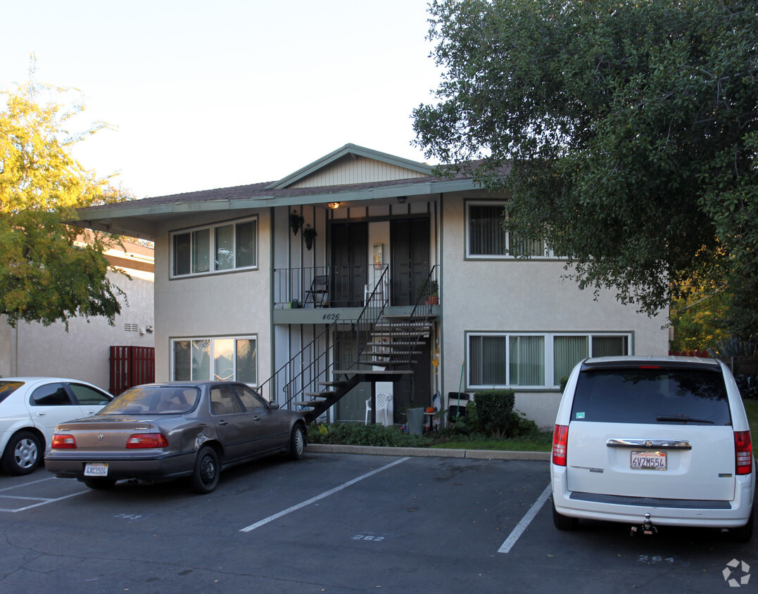 Primary Photo - Ashdale Court Apartments