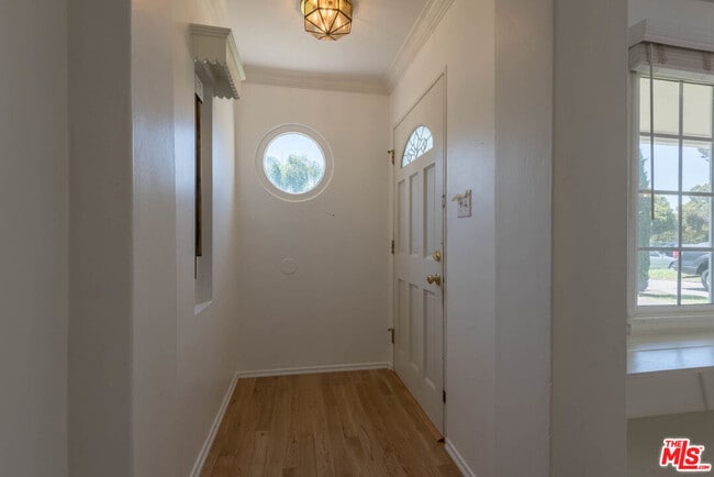 Foto del edificio - 5112 Auckland Ave