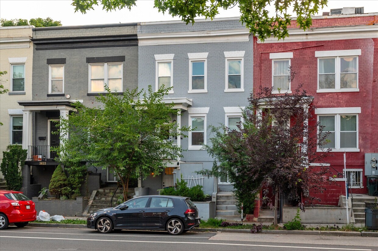 Primary Photo - 2624-2611 11th St NW