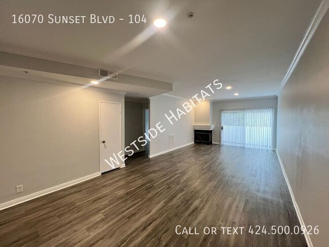 Building Photo - 16070 Sunset Blvd