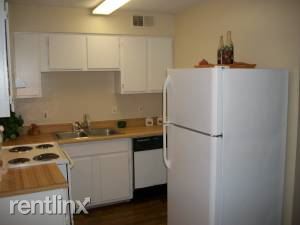 Primary Photo - 3471 W Briarpark Dr