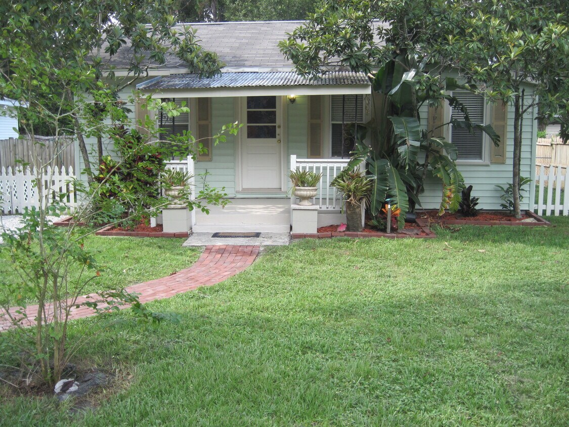 Foto principal - 2909 Villa Dr
