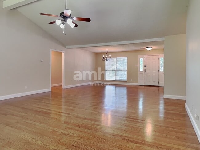 Building Photo - 721 Mize Farm Ct
