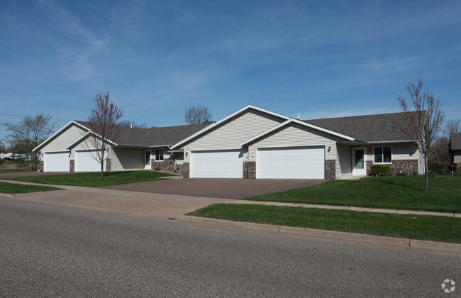 Building Photo - Country Meadows Apartments